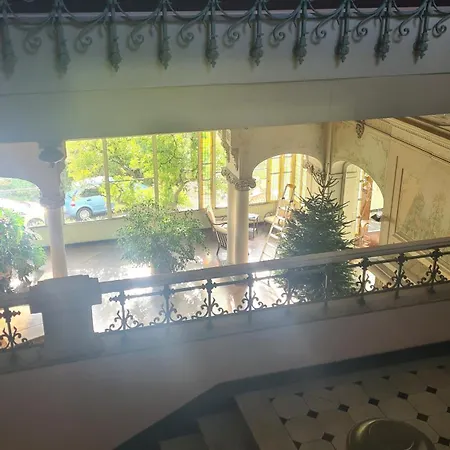 Bienvenue Au Palace Riviera * Mentone