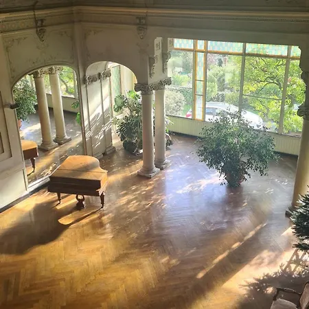 Bienvenue Au Palace Riviera 아파트