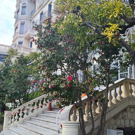 Bienvenue Au Palace Riviera Apartamento Menton